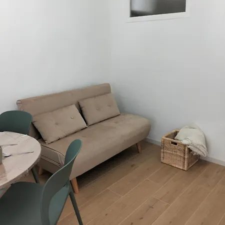 La Casetta Di Tommy E Vitto In Pieno Centro A Bilocale 4 Posti Letto