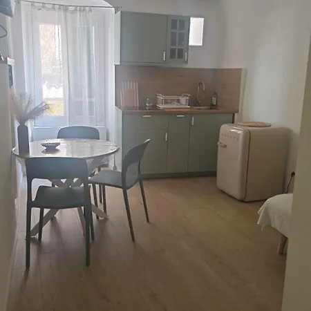 La Casetta Di Tommy E Vitto In Pieno Centro A Bilocale 4 Posti Letto Apartmán Sanremo