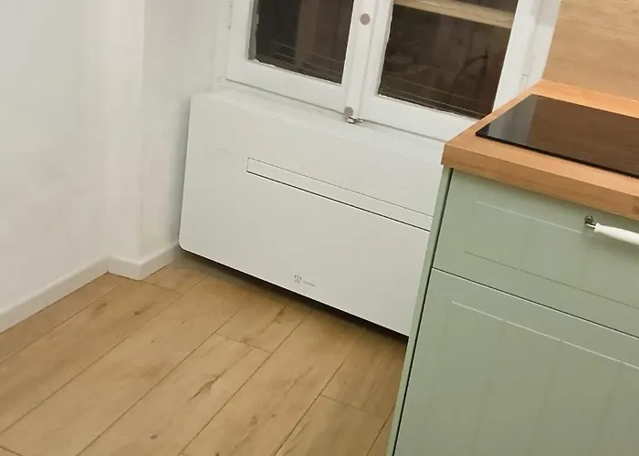 La Casetta Di Tommy E Vitto In Pieno Centro A Bilocale 4 Posti Letto *