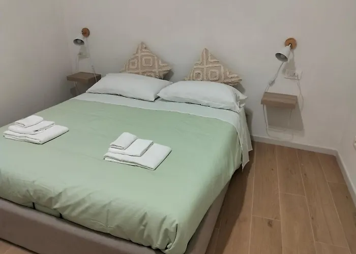 La Casetta Di Tommy E Vitto In Pieno Centro A Bilocale 4 Posti Letto * San Remo