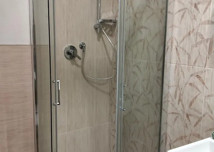 La Casetta Di Tommy E Vitto In Pieno Centro A Bilocale 4 Posti Letto * San Remo