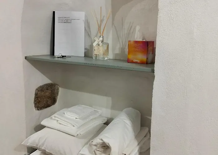 La Casetta Di Tommy E Vitto In Pieno Centro A Bilocale 4 Posti Letto Apartment *