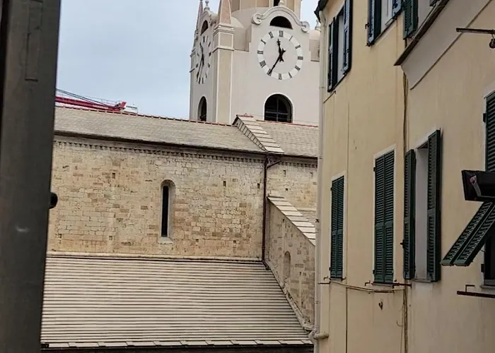 La Casetta Di Tommy E Vitto In Pieno Centro A Bilocale 4 Posti Letto *