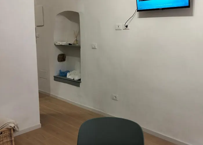 Appartement La Casetta Di Tommy E Vitto In Pieno Centro A Bilocale 4 Posti Letto *